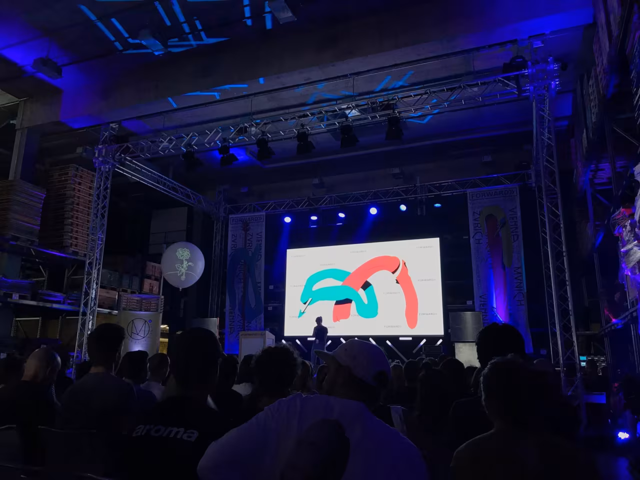 The main stage at Forward Festival Zurich 2017 in blue light, seen from the audience